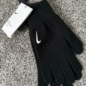 NWT Nike Knit Gloves - Men - L/XL